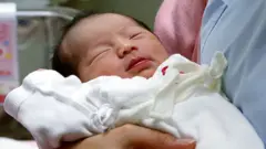 জাপানের এক সদ্যজাত শিশু