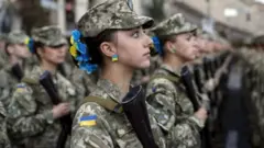 Рада перейменувала День захисника на День захисників та захисниць