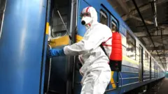 Дезінфекція в метро