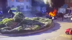 لحظة انفجار سيارة أمام مستشفى ليفربول