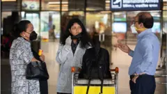 নিষেধাজ্ঞার তালিকায় থাকা এসব দেশ থেকে কেউ বাংলাদেশে আসতে পারবে না বা বাংলাদেশে থেকে কেউ এসব দেশে যেতে পারবেন না।