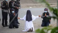Myanmar rahibe