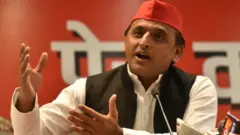 अखिलेश यादव