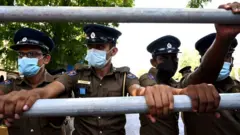 இலங்கை போராட்டம்