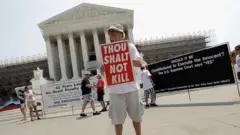 Anti-death penalty vigil