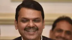 देवेंद्र फडणवीस 'मला मुख्यमंत्री असल्यासारखंच वाटतं' असं का म्हणाले?