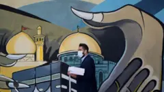 ایرنا گزارش داده که در ماه رمضان خیابان‌ها و وسایل نقلیه عمومی در پایتخت شلوغ است و ضوابط رعایت نمی‌شود