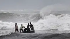 દાના વાવાઝોડું