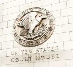 Logo de los tribunales en las cortes de California
