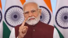 नरेंद्र मोदी