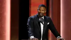 Jamie Foxx speak during di Academy of Motion Picture Arts and Sciences 15th Governors Awards for Los Angeles, California, November 17, 2024
