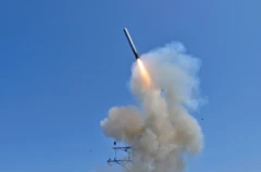 انطلاق صاروخ 