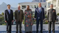 কেপটাউনে সম্মেলনে ব্রিকস দেশগুলোর পররাষ্ট্রমন্ত্রীরা 