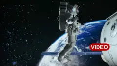 స్పేస్ వాక్