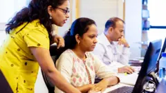 90 மணி நேர வேலை, எல் & டி நிறுவனத்தின் தலைவர் சுப்ரமணியனின் சர்ச்சை பேச்சு 