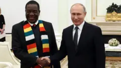 Pirezidant Emarsan Minaangaaguwaa fi Pirezidantiin Raashiyaa Vilaadmir Putiin, 2019 Moskootti.