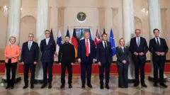 Trump, Zelensky e os demais líderes europeus: o chanceler alemão, Friedrich Merz; o presidente francês, Emmanuel Macron; o primeiro-ministro britânico, Keir Starmer; a primeira-ministra italiana, Giorgia Meloni; o presidente da Finlândia, Alexander Stubb; o secretário-geral da Otan, Mark Rutte; e a presidente da Comissão Europeia, Ursula von der Leyen.