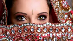 خواتین، پاکستان، شادی