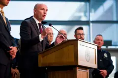 El gobernador de Utah Spencer Cox