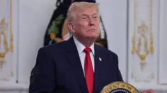 ترامپ در حال سخنرانی