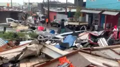 Mayotte na Mozambique vyatewe n'igihuhusi Chido kirica, kironona vyinshi.