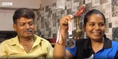 મહિલા