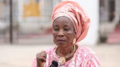 Arabinrin Adefunkẹ Adekunle