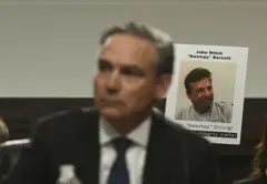 En la imagen el CEO de Boeing en medio de una audiencia en el Senado de EE.UU.