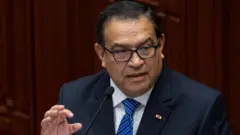 የፔሩ ጠቅላይ ሚኒስትር አልቤርቶ ኦታሮላ 