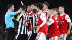 Taphattoota Arsenaaliifi Niiwkaastil murteessaa taphaatti marsan