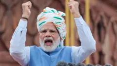 नरेंद्र मोदी