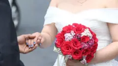 Nhiều quốc gia đã ghi nhận những trường hợp công dân Việt Nam kết hôn giả để đổi lấy quốc tịch