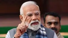 வந்தே மாதரம் பாடல் தொடர்பாக பாஜக - எதிர்க்கட்சிகள் இடையே விவாதம் எழுவது ஏன்?