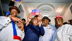 Foto Peter Obi oge a nabatara ya na pati NDC