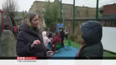 လန်ဒန်မှာ စာသင်ခန်းပြင်ပ သင်ကြားမှု စမ်းသပ်