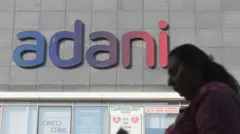 अदानी ग्रीन 