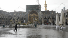 بارش تگرگ و نشت آب در حرم امام هشتم شیعیان در مشهد