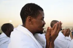 Wasu mahajjata a filin Arfa a ranar 27 ga watan Yuni, 2023 a lokacin aikin hajji