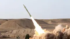 صاروخ إيراني.