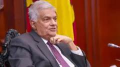 ජනාධිපති රනිල් වික්‍රමසිංහගේ ධූර කාලය දීර්ඝ කිරීම සම්බන්ධයෙන් පක්ෂ සහ විපක්ෂ විවිධ මත මේ වන විට ඉදිරිපත් වෙමින් තිබේ.