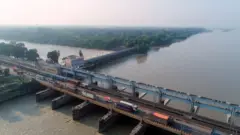 ফারাক্কা ব্যারাজ ও সংলগ্ন ফিডার ক্যানাল, আকাশ থেকে তোলা ছবি