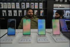 Barnaamijyada Moobilka (Apps) awood ma u leeyihiin inay xadaan xogtaada khaaska ah? Sidee isu ilaalin kartaa?