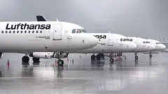 Lufthansa инқироз юзага келиши биланоқ ўнлаб учоқларидан воз кечди