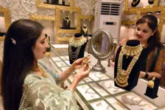 انڈیا میں لوگوں کی خالص بچت 47 سال کی کم ترین سطح پر پہنچ گئی ہے