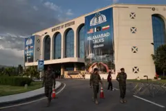 ဆွေးနွေးပွဲလုပ်နေတဲ့ အစ္စလာမ္မဘတ်က Serena Hotel