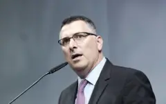 الوزير جدعون ساعر.
