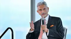 انڈین وزیرِ خارجہ