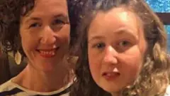 نورا