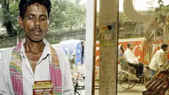 অনেক পুরুষ কনডম ব্যবহার করতে চান না।