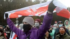 Протестующий в Минске